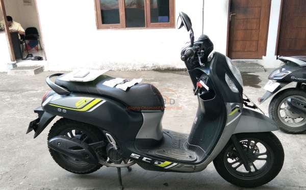 HONDA SCOOPY STYLISH