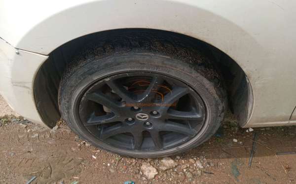 MAZDA  MAZDA 2  1.5L