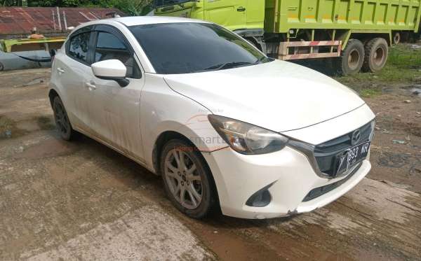 MAZDA  MAZDA 2  1.5L