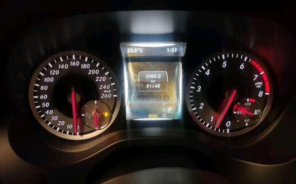 MERCEDES BENZ A 200