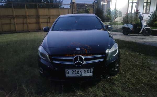 MERCEDES BENZ A 200