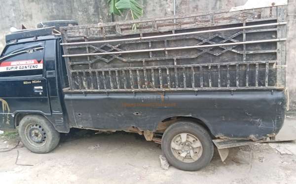 MITSUBISHI L 300 PU