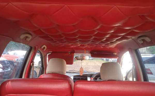 NISSAN GRAND LIVINA
