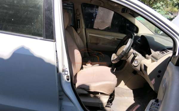 SUZUKI ERTIGA