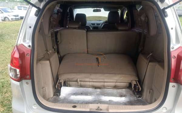 SUZUKI  ERTIGA