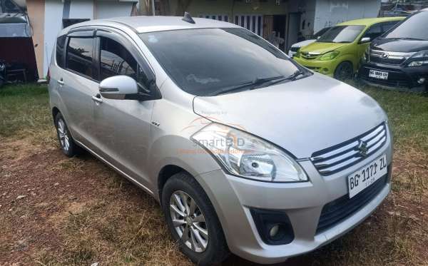 SUZUKI  ERTIGA