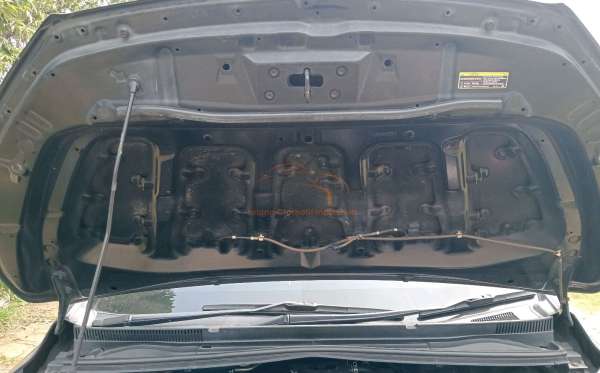 TOYOTA INNOVA 2.0 V