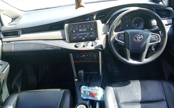 TOYOTA KIJANG INNOVA G