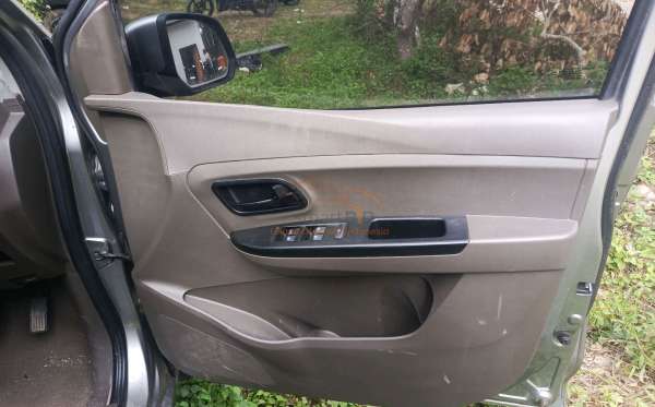 WULING  CONFERO  1.5 DB MY (4X2)