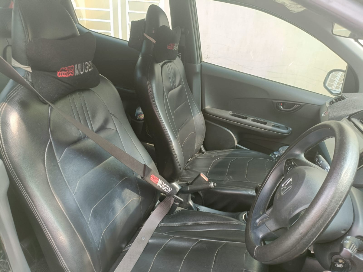 HONDA BRIO