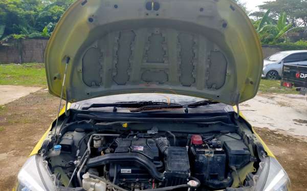 DAIHATSU AYLA 1.0 X
