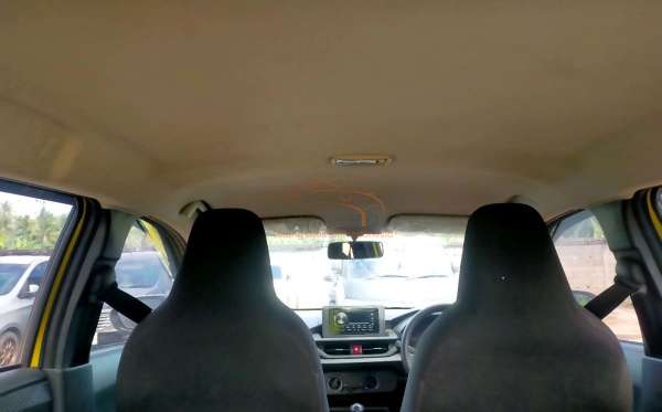 DAIHATSU AYLA 1.0 X