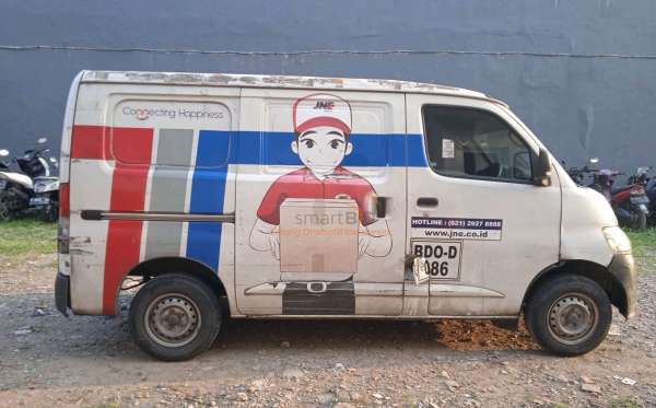 DAIHATSU GRAN MAX BLIND VAN