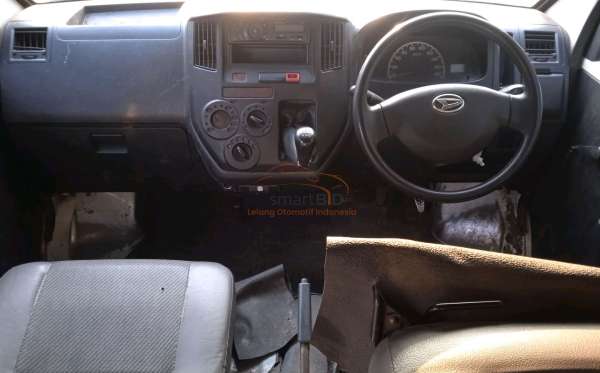 DAIHATSU GRAN MAX BLIND VAN