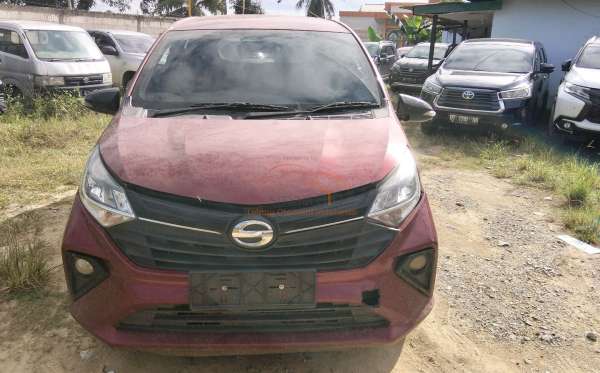 DAIHATSU  SIGRA  R