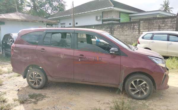 DAIHATSU  SIGRA  R