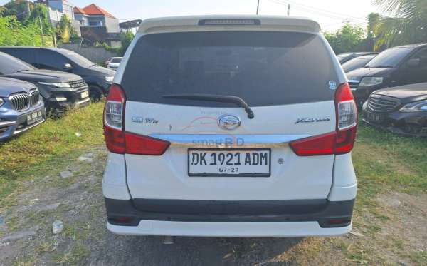 DAIHATSU XENIA
