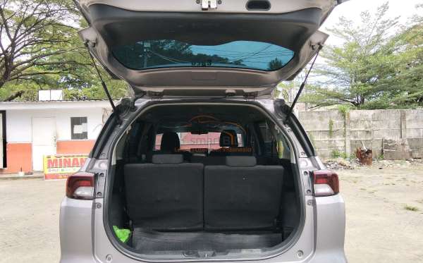 DAIHATSU XENIA