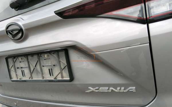 DAIHATSU XENIA