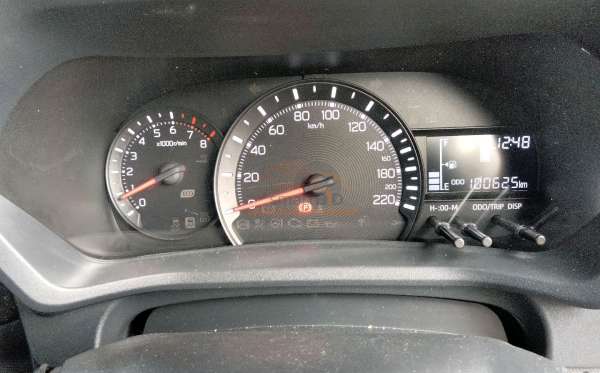 DAIHATSU XENIA