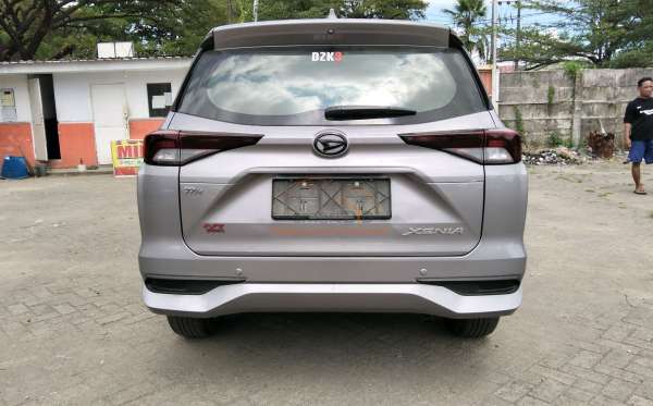 DAIHATSU XENIA