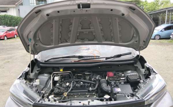 DAIHATSU XENIA