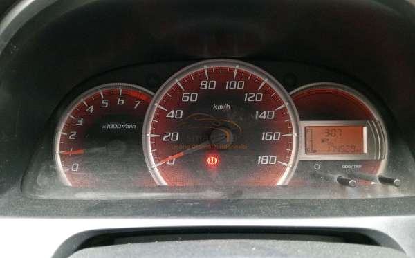 DAIHATSU  XENIA