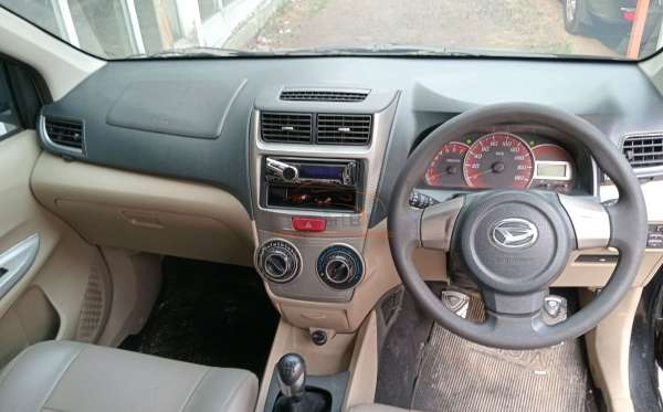 DAIHATSU  XENIA