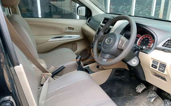 DAIHATSU  XENIA
