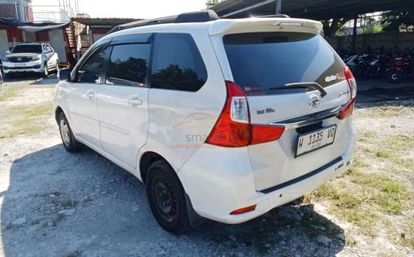 DAIHATSU  XENIA  R