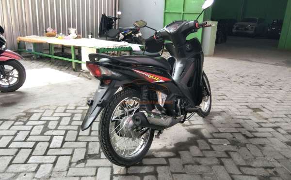 HONDA REVO FIT