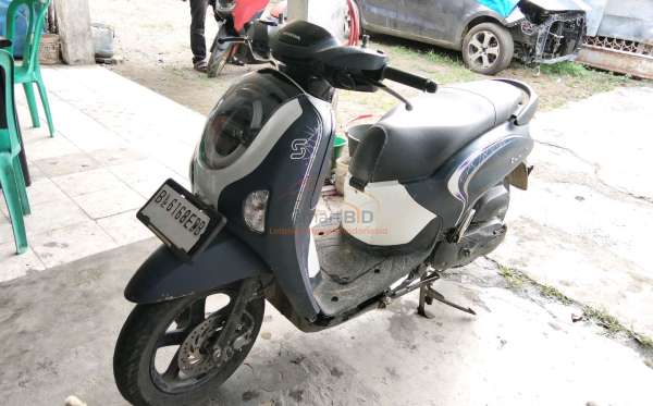 HONDA NEW SCOOPY ENERGETIC