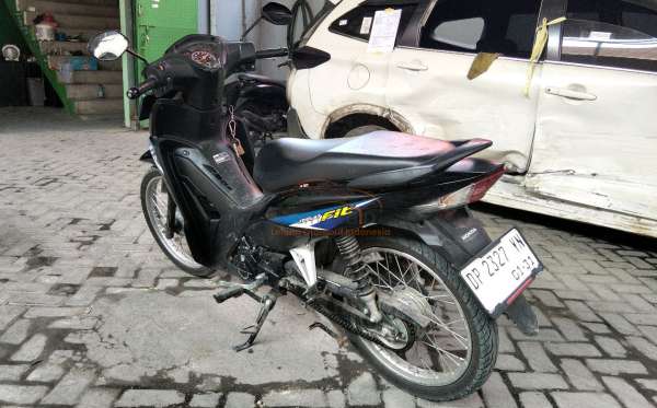 HONDA REVO FIT