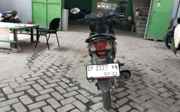 HONDA REVO FIT