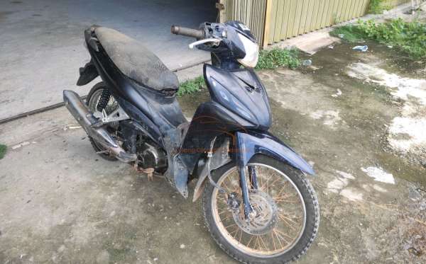 HONDA  REVO