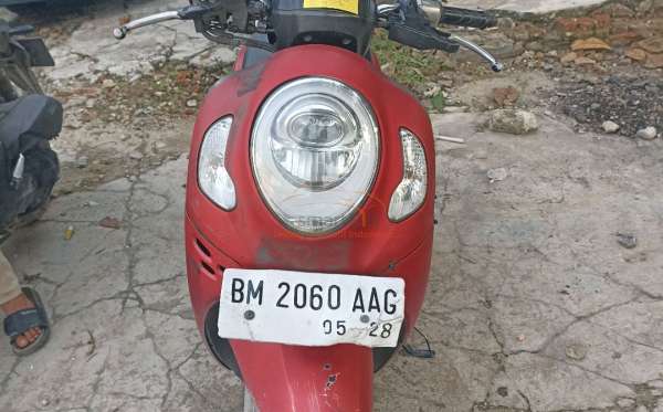 HONDA SCOOPY CW