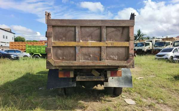 MITSUBISHI  FE SHD  (4X2) MT