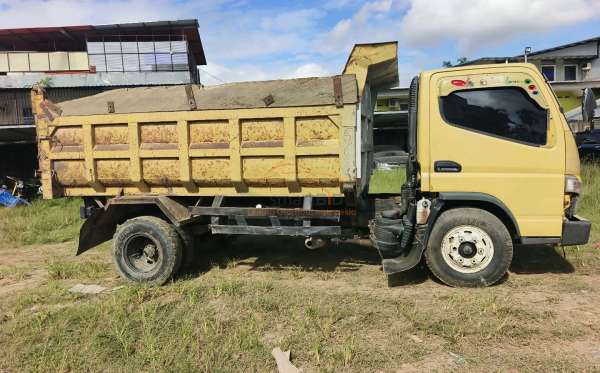 MITSUBISHI  FE SHD  (4X2) MT