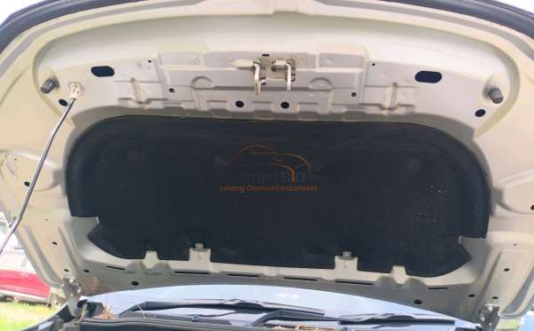 MITSUBISHI PAJERO SPORT 2.4L DAKAR-L (4X2)