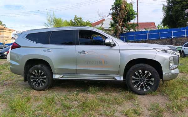 MITSUBISHI PAJERO SPORT 2.4L DAKAR-L (4X2)