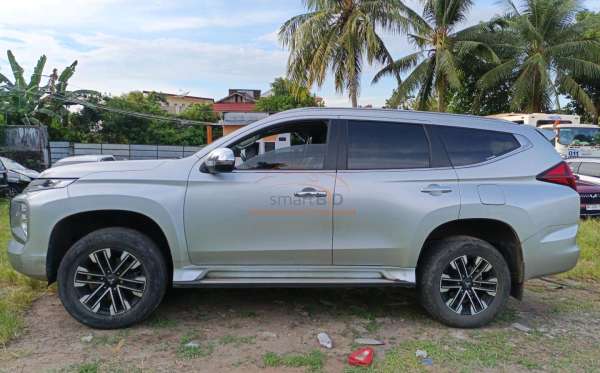 MITSUBISHI PAJERO SPORT 2.4L DAKAR-L (4X2)
