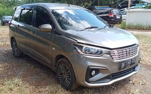 SUZUKI ERTIGA GL