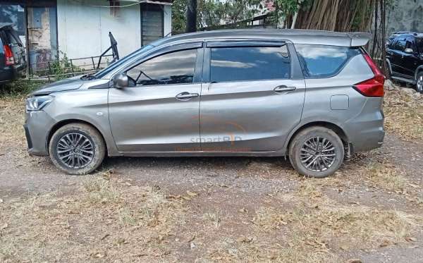 SUZUKI ERTIGA GL