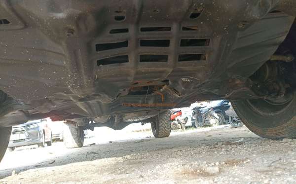 TOYOTA HILUX 2.4 E