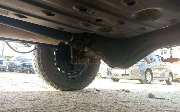 TOYOTA HILUX 2.4 E