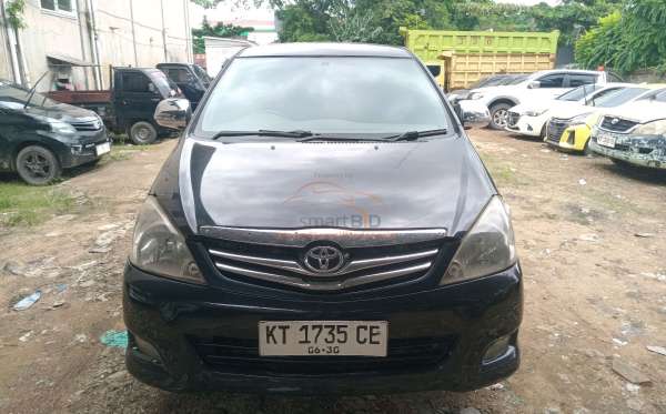 TOYOTA INNOVA G
