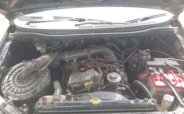 TOYOTA INNOVA G