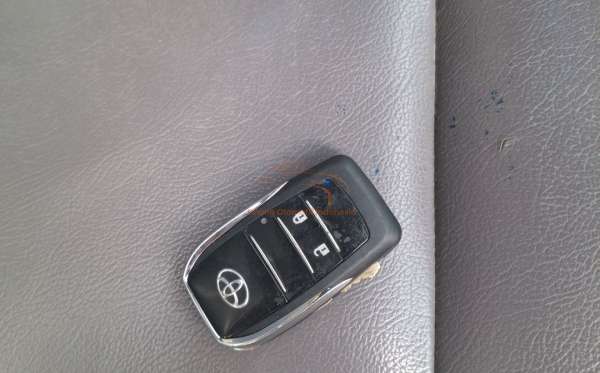 TOYOTA KIJANG INNOVA G
