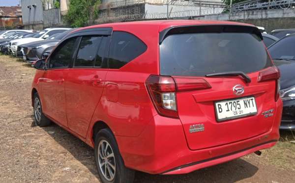 DAIHATSU SIGRA R