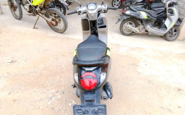HONDA  SCOOPY